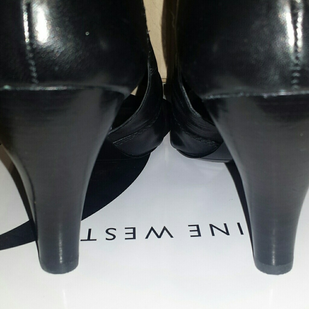 Shoes - Picture 8 of 8